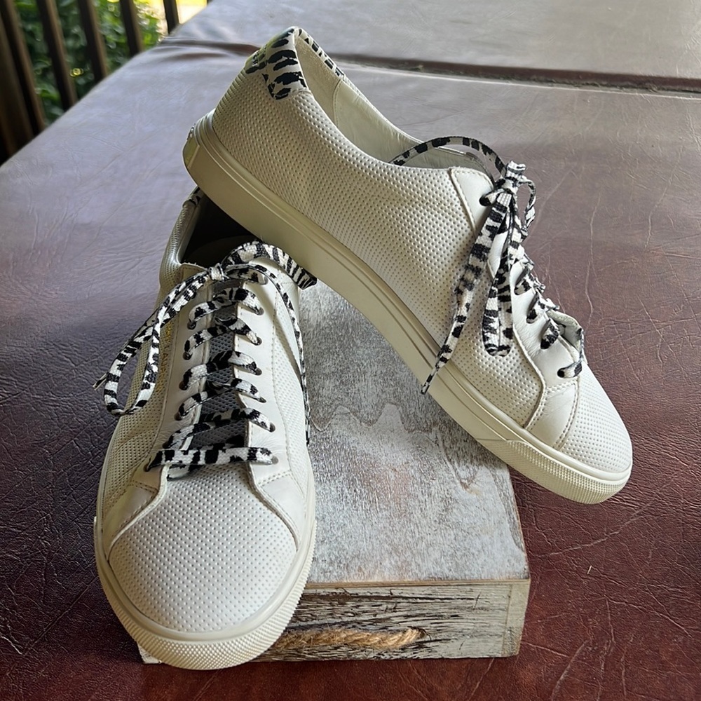 Yves Saint Laurent “Andy” Perforated Low Top Sneakers